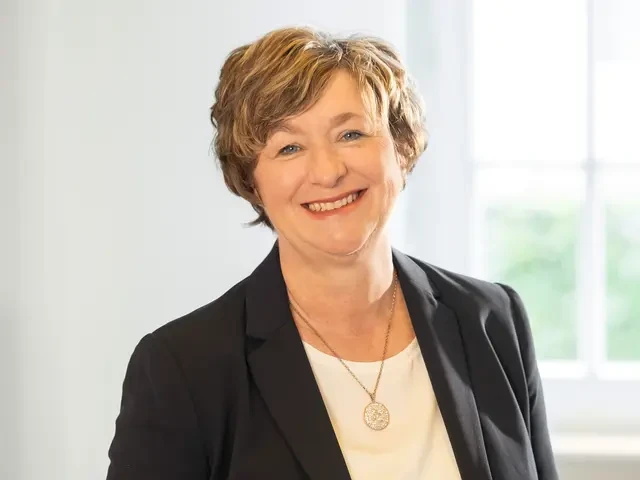 Profil Petra Römisch